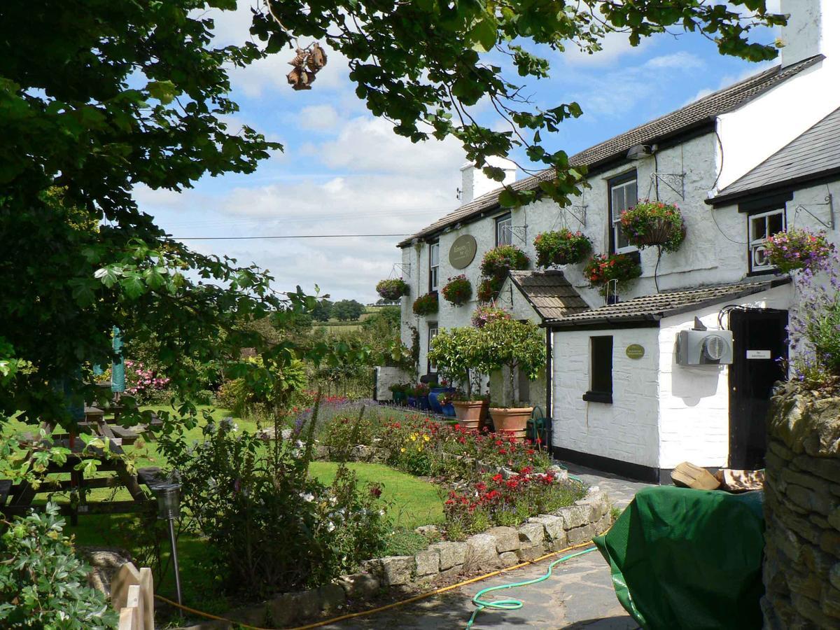 The Elephants Nest Inn Marytavy Exterior photo